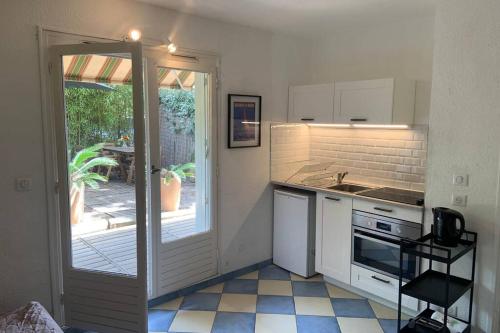 Les Bains de Mer YourHostHelper