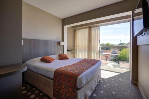 1 queen bed