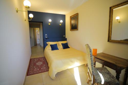 Hostellerie du Château des Fines Roches - image 12