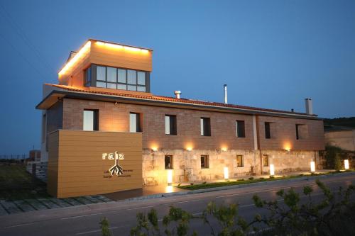 Hotel Raíz Hotel de charme Cuevas de Provanco