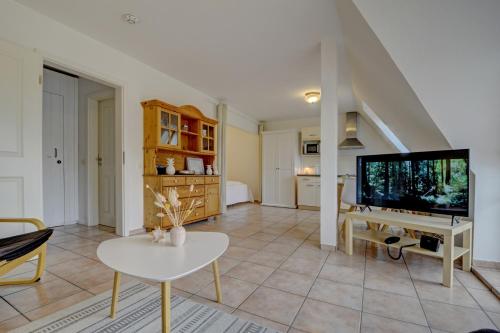 fewo1846 Strandresidenz Wassersleben - BeachSide - komfortables Studioapartment mit Balkon