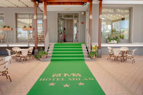 Sissepääs, Hotel Milan in Rosolina Mare