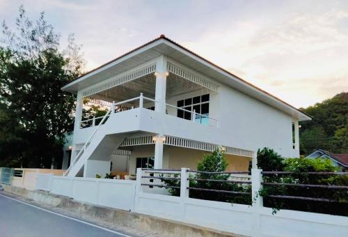 View, Baan Soulmates in Samroiyod