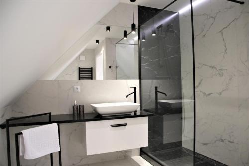 Apartamenty Royal Maris 4 - najlepsza lokalizacja w Ustce blisko plaży i portu bezpłatny parking ścicsłe centrum - image 5