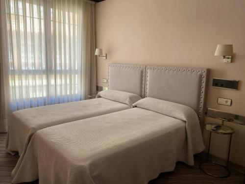 Hotel Los Molinos – Llanes, FL