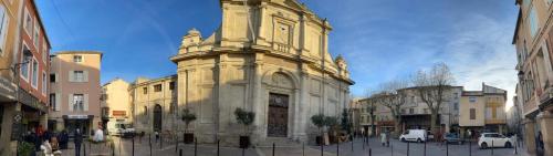 Un Coin De Luberon - image 3