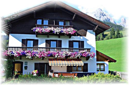 Haus Hartl in Saalfelden am Steinernen Meer, Österreich