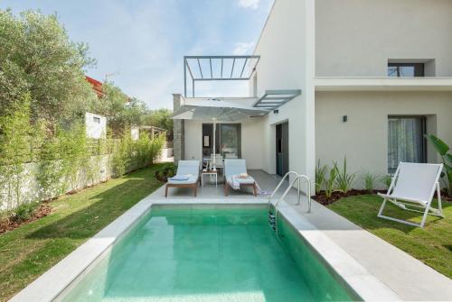 2 bedrooms, 4 beds