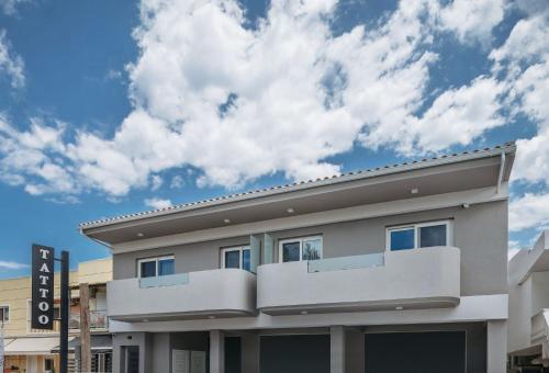 Corner45 Apartments in Kalamaki Center, by ZanteWize 3