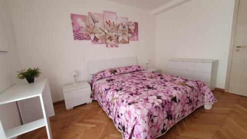 LORENZO'S APARTEMENT