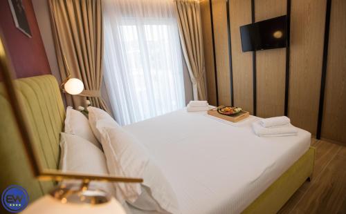 Blue Water Hotel - image 3