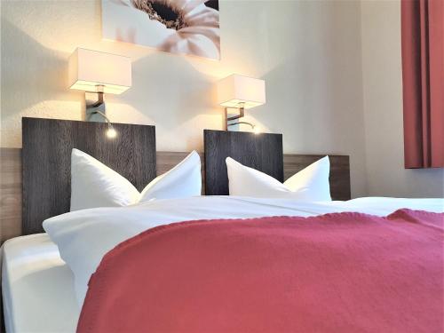 Melarose Feng Shui Hotel - image 8