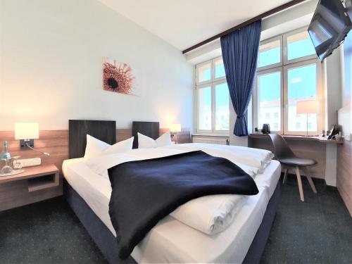 Melarose Feng Shui Hotel - image 7