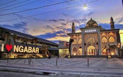 Nearby attraction, Subali Guest House in Ponorogo