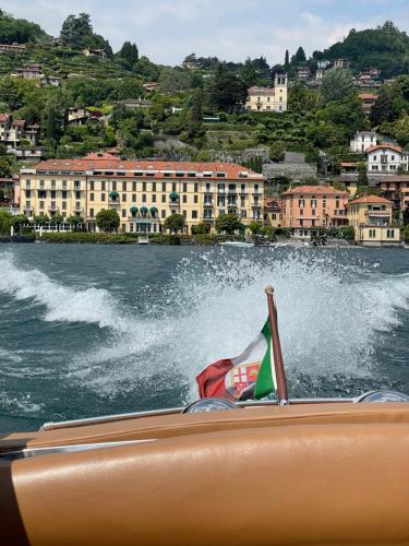 Grand Hotel Menaggio - Hôtel - Menaggio