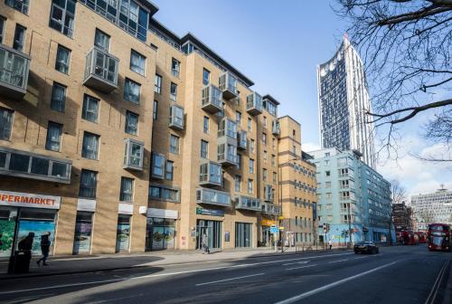 For Students Only - Dashwood Apartments In Central London - London, UK