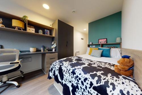 For Students Only Private Bedrooms with Shared Kitchen, Studios and Apartments at Canvas Walthamstow in London