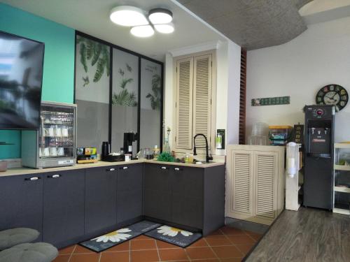 Teacher Cai Homeestay – Xiaoliuqiu, CA