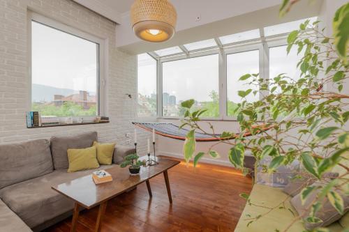 Central Flamingo 2BD Flat - Balcony & Fast WiFi by Flat Mаnager, Sofia (Foto 9)