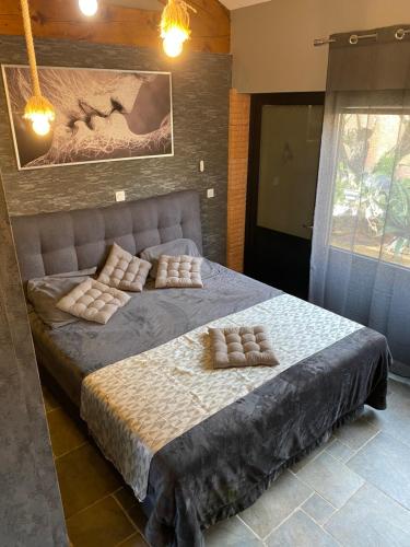1 queen bed