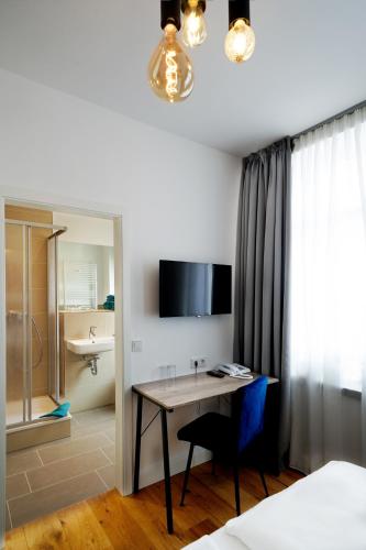Hotel im Kupferkessel – Cologne, IA