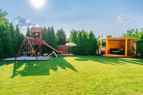 Sara-Lux Apartman in เฟอร์ตอด