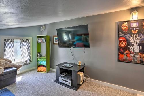 Southeast Michigan Escape about 3 Mi to Adrian! Southeast Michigan Escape about 3 Mi to Adrian!