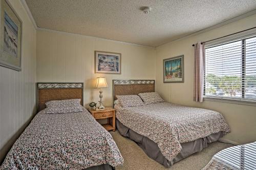 Coastal Condo with Pool Access - Walk To Beach! - image 10