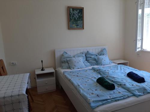 Új Élet Weekend house (Uj Elet Weekend house) in Balatonkeresztur