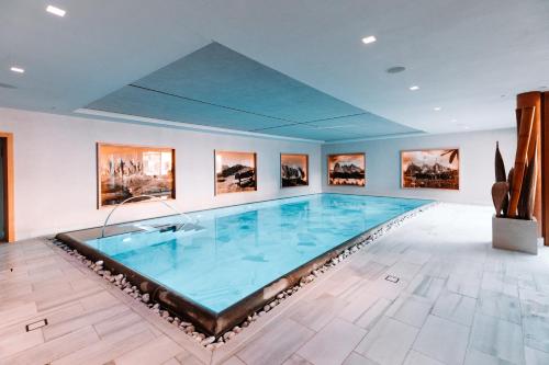 Boutique Hotel Nives - Luxury & Design in the Dolomites 3
