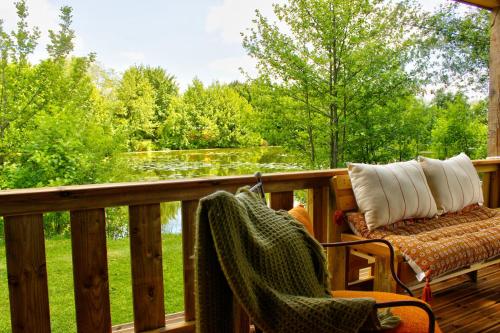Domaine des Z'Ailés (Domaine des Z'Ailes) in Saint-Florent-des-Bois