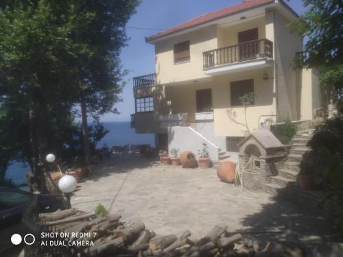 B&B Livadaki - Villa Zisi - Bed and Breakfast Livadaki