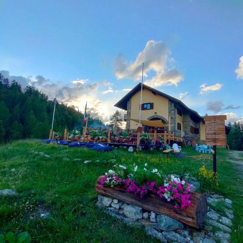  Rifugio Baita Gimont in Cesana Torinese