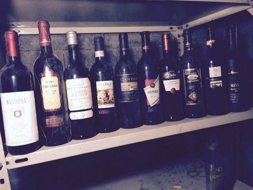 Bar/salonek, HOSTEL EMI in Kavadarči