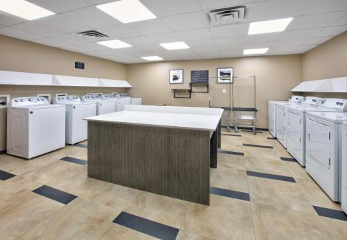 Candlewood Suites Dallas Fort Worth South by IHG in Fort Worth, USA