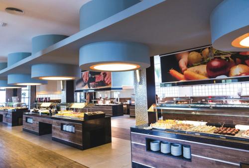 Food and beverages, RIU REPUBLICA - ALL INCLUSIVE - ADULTS ONLY in Punta Cana