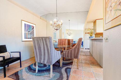 Mesquite Bungalow Permit# 1784 in Palm Springs, USA