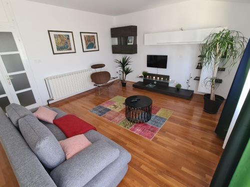  ★ Charming 2 ★ Fab Bay View ★ 2 Terraces ★ Park ★ in Supetarska Draga