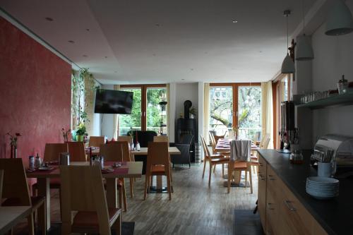 ห้องอาหาร, Hotel Garni Otto Huber in โอเบอราเมอเกา