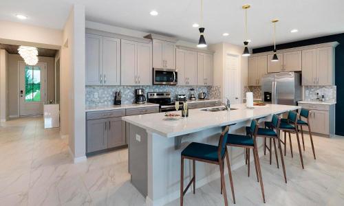 Fabulous 8 Bdrm Residence with Children's Themed Bedrooms in Solara - image 5