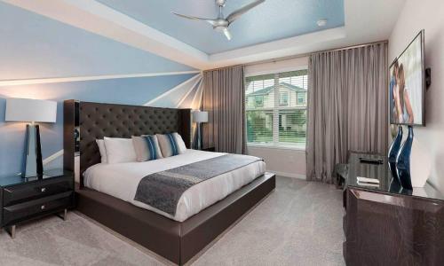 Fabulous 8 Bdrm Residence with Children's Themed Bedrooms in Solara - image 8