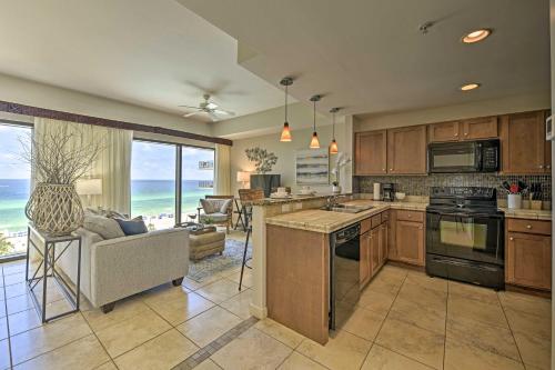 PCB Condo Ocean View Balcony and Beach Access - image 4