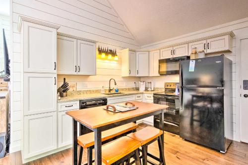 Elegant Sapphire Valley Studio with Resort Amenities in Sapphire, USA