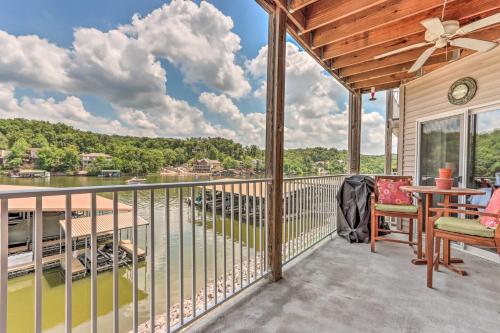 Idyllic Camdenton Condo with Community Pool and Lake!