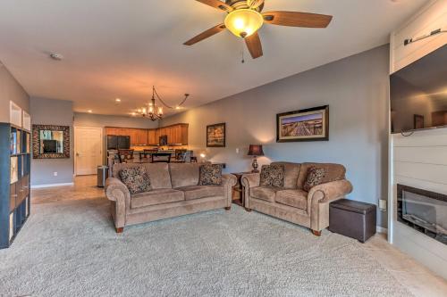 Lake View, Pool Access Idyllic Camdenton Condo!, Camdenton (foto 4)