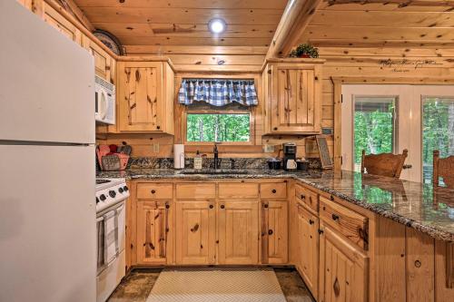 Azalea House - Forest Retreat with Hot Tub! - image 7