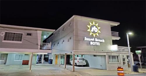 Sunset Beach Hotel in Wildwood, USA