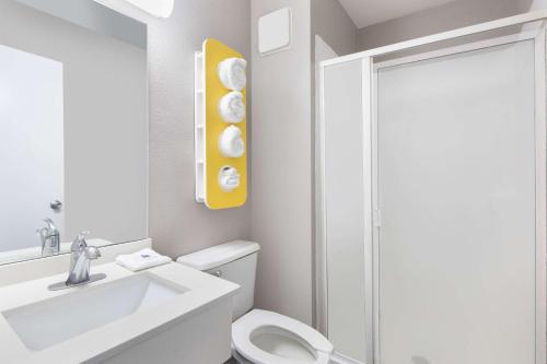 Motel 6-Woodland CA Sacramento Airport - image 13