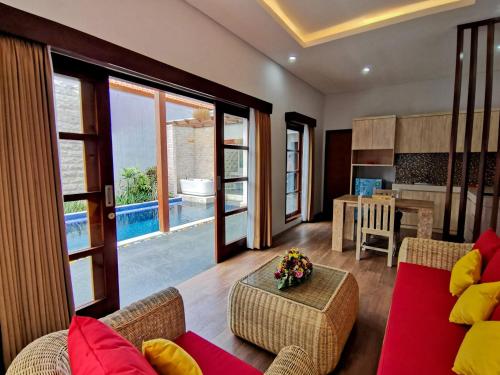 Kuta Puri Bungalows, Villas and Resort