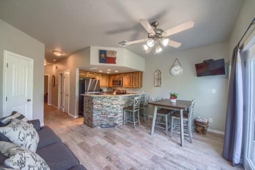 The Good Life SS 2B - image 19